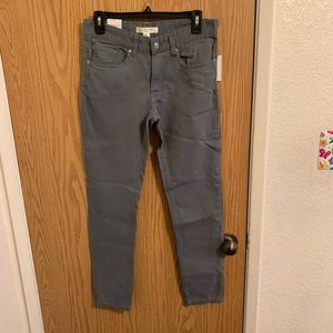 Grey size 30 Skinny Jean